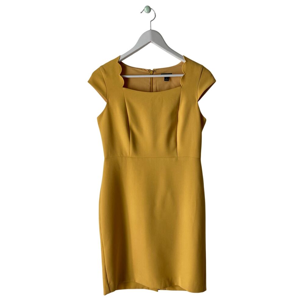 Ann Taylor Yellow Scalloped Square Neckline Cap Sleeve Dress Size 4Petite